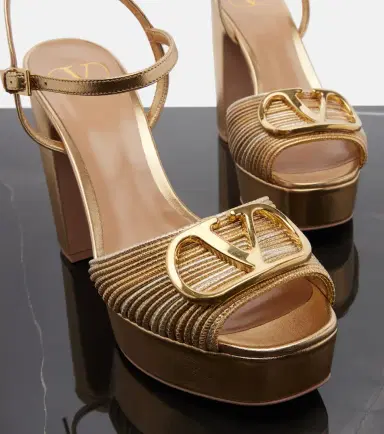 Valentino Garavani VLogo metallic leather platform sandals | Thumbnail 4