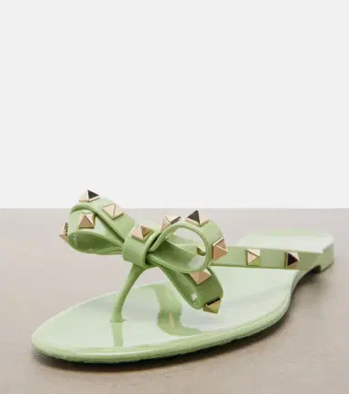 Valentino Garavani Rockstud PVC thong sandals | Thumbnail 2