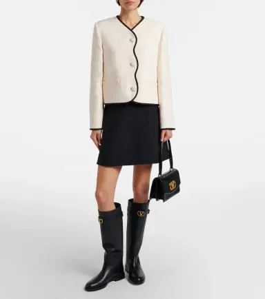 Valentino Garavani VLogo leather knee-high boots | Thumbnail 5 Valentino Garavani VLogo leather knee-high boots | Thumbnail 5