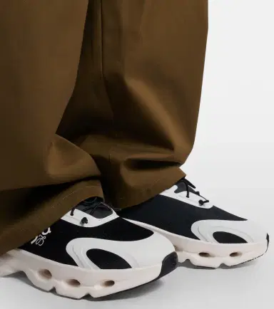 Loewe x On Cloudsolo running shoes | Thumbnail 5 Loewe x On Cloudsolo running shoes | Thumbnail 5