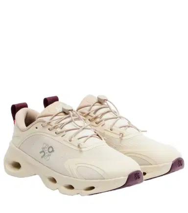 Loewe x On Cloudsolo running shoes | Thumbnail 1 Loewe x On Cloudsolo running shoes | Thumbnail 1