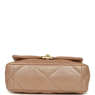 Chanel Chanel Medium 19 Flap Bag Pearly Beige Shiny Lambskin Mixed Metal Hardware | Thumbnail 6 Chanel Chanel Medium 19 Flap Bag Pearly Beige Shiny Lambskin Mixed Metal Hardware | Thumbnail 6