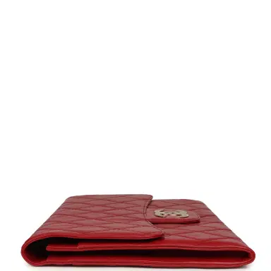 Chanel Chanel XXL CC Clutch Red Shiny Crumpled Calfskin Gold Hardware | Thumbnail 5 Chanel Chanel XXL CC Clutch Red Shiny Crumpled Calfskin Gold Hardware | Thumbnail 5