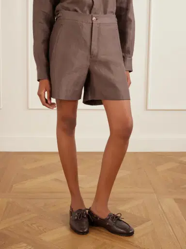 God’s True Cashmere Cocoa Cropped Linen Shorts | Thumbnail 3 God’s True Cashmere Cocoa Cropped Linen Shorts | Thumbnail 3
