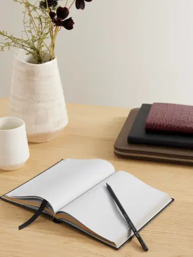 Smythson Soho Panama Textured-leather Notebook | Thumbnail 2 Smythson Soho Panama Textured-leather Notebook | Thumbnail 2