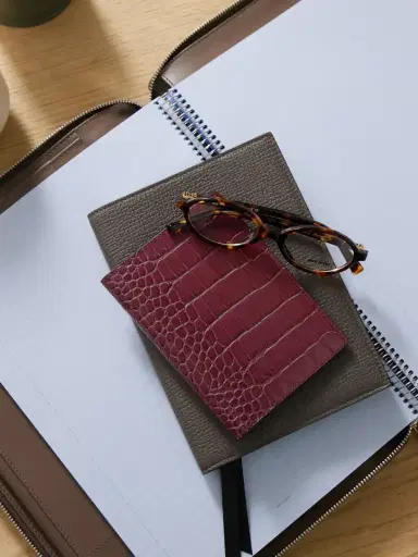Smythson Mara Croc-effect Leather Passport Holder | Thumbnail 2