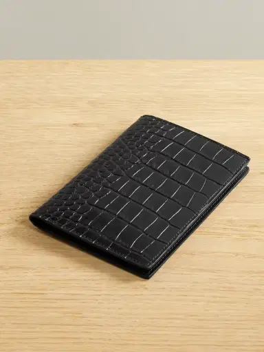 Smythson Mara Croc-effect Leather Passport Holder | Thumbnail 1 Smythson Mara Croc-effect Leather Passport Holder | Thumbnail 1