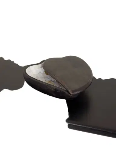 Fourth Street Heart Dish With Lid In Oak Wood | Thumbnail 1 Fourth Street Heart Dish With Lid In Oak Wood | Thumbnail 1