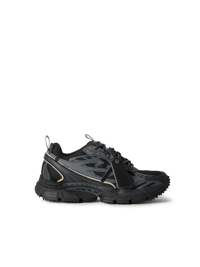 Off-White Full Black Be Right Back