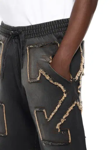 Off-White Distress Arr Skate Sweatshort | Thumbnail 5