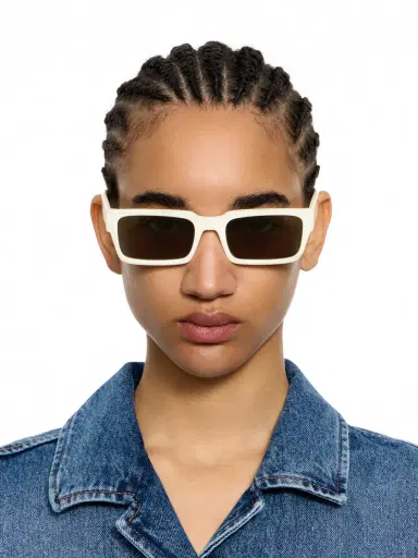 Off-White Huntington Smoke Lens Sunglasses | Thumbnail 1