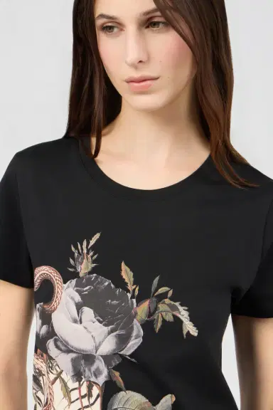 Roberto Cavalli Jewellery Foulard Print T-Shirt | Thumbnail 4 Roberto Cavalli Jewellery Foulard Print T-Shirt | Thumbnail 4