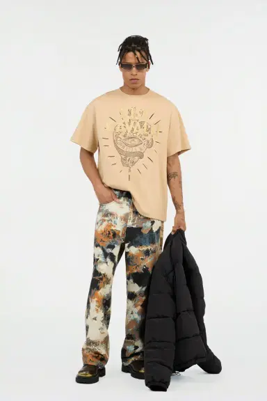 Roberto Cavalli Beige Graphic Print T-shirt | Thumbnail 6