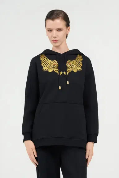 Roberto Cavalli Black Sweatshirt With Tiger Embroidery | Thumbnail 2 Roberto Cavalli Black Sweatshirt With Tiger Embroidery | Thumbnail 2