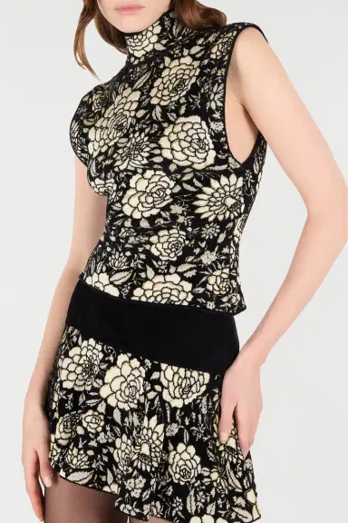 Roberto Cavalli Knitted Top With Jacquard Floral Pattern | Thumbnail 6 Roberto Cavalli Knitted Top With Jacquard Floral Pattern | Thumbnail 6