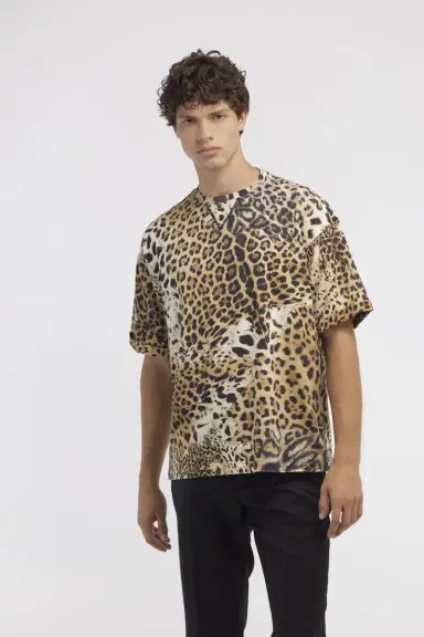 Roberto Cavalli T-shirt with Jaguar Skin print | Thumbnail 2 Roberto Cavalli T-shirt with Jaguar Skin print | Thumbnail 2
