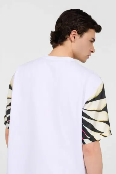 Roberto Cavalli Ray Of Paradise Print Silk T-Shirt | Thumbnail 5