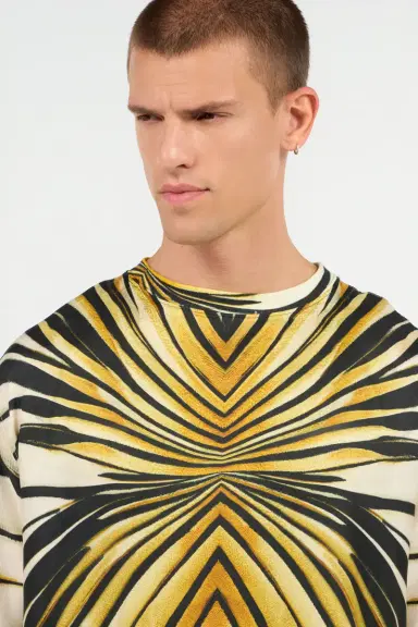Roberto Cavalli Ray Of Gold Print T-Shirt | Thumbnail 5 Roberto Cavalli Ray Of Gold Print T-Shirt | Thumbnail 5