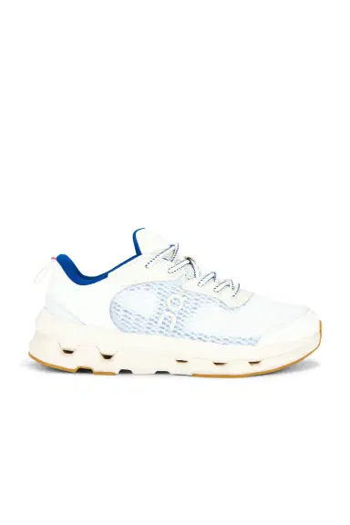 ON Cloudzone Moon Sneaker | Thumbnail 1