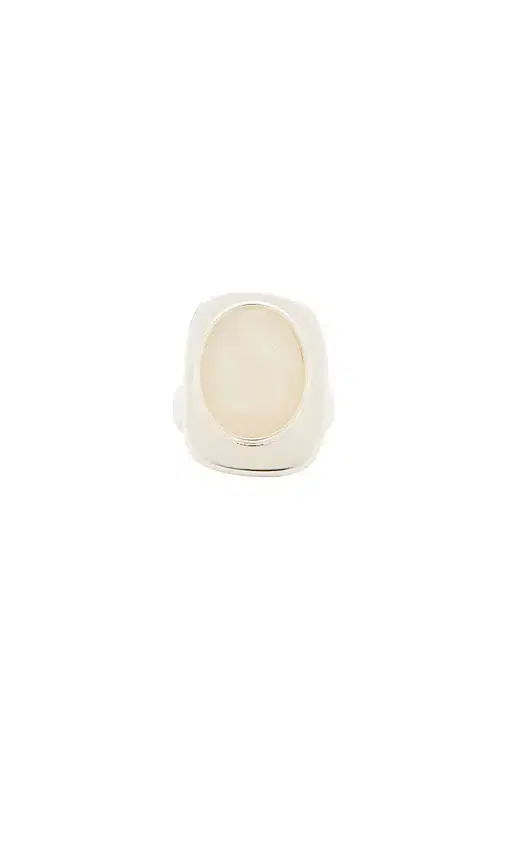 Breezy Ring