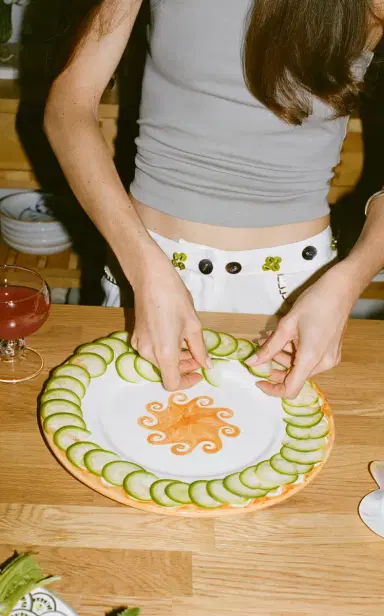 Moda Domus Aperitivo Set-of-Four Ceramic Charger Plates - Multi | Thumbnail 2