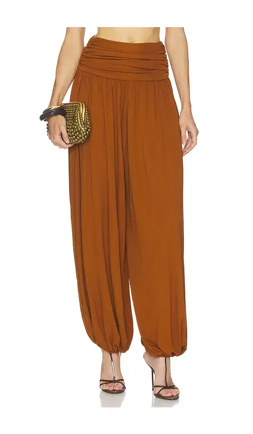 Nora Pant