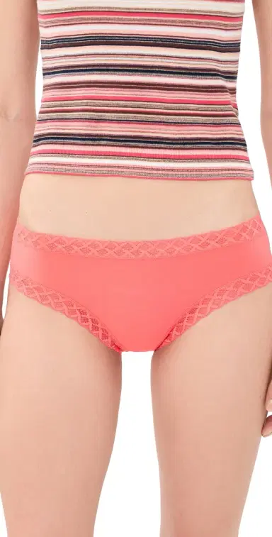 Natori Bliss Girl Briefs | Thumbnail 1