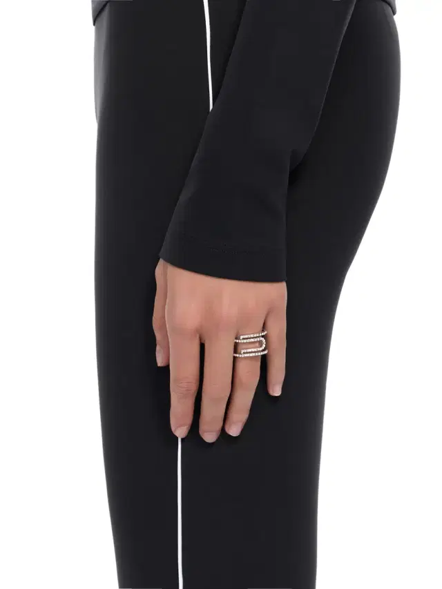 Off-White Paperclip Strass Ring