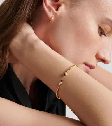 David Yurman Cablespira Flex 18kt gold cuff bracelet with garnets and diamonds | Thumbnail 5 David Yurman Cablespira Flex 18kt gold cuff bracelet with garnets and diamonds | Thumbnail 5