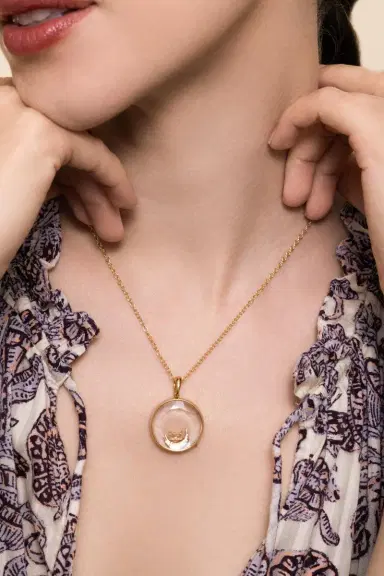 LOQUET Sapphire Large Round Rolo Locket Necklace | Thumbnail 2