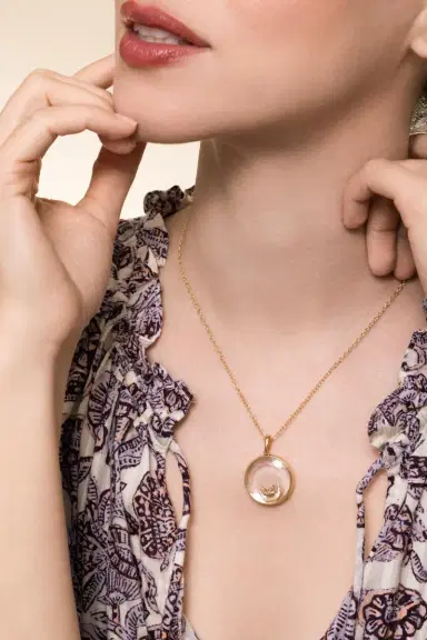 LOQUET Sapphire Large Round Rolo Locket Necklace | Thumbnail 4
