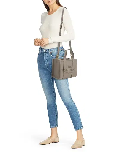 Marc Jacobs Women's The Leather Small Tote Bag - Cement | Thumbnail 2 Marc Jacobs Women's The Leather Small Tote Bag - Cement | Thumbnail 2