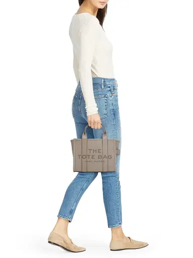 Marc Jacobs Women's The Leather Small Tote Bag - Cement | Thumbnail 3 Marc Jacobs Women's The Leather Small Tote Bag - Cement | Thumbnail 3