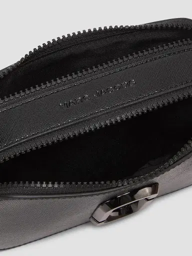 Marc Jacobs Women's The Snapshot DTM Bag - Black | Thumbnail 4 Marc Jacobs Women's The Snapshot DTM Bag - Black | Thumbnail 4