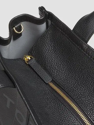Marc Jacobs Women's Leather Tote Bag - Black | Thumbnail 6 Marc Jacobs Women's Leather Tote Bag - Black | Thumbnail 6