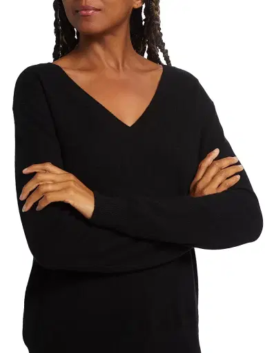 Vince Women's Weekend V-Neck Cashmere Sweater | Thumbnail 7 Vince Women's Weekend V-Neck Cashmere Sweater | Thumbnail 7