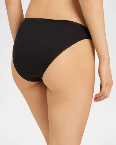 Hanro Seamless High-Cut Cotton Briefs | Thumbnail 3 Hanro Seamless High-Cut Cotton Briefs | Thumbnail 3