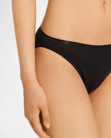 Hanro Seamless High-Cut Cotton Briefs | Thumbnail 5 Hanro Seamless High-Cut Cotton Briefs | Thumbnail 5