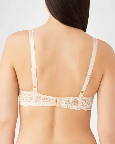 Wacoal Embrace Lace Contour Bra | Thumbnail 3