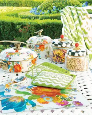 MacKenzie-Childs Flower Market Spoon Rest | Thumbnail 1
