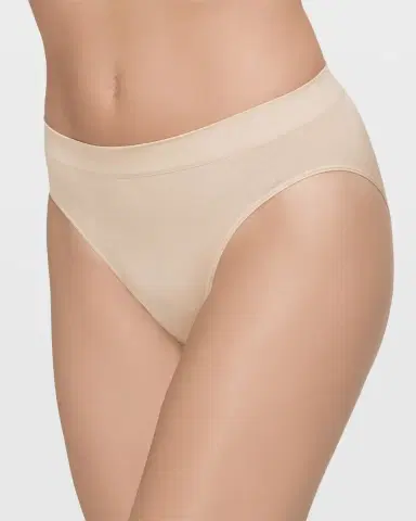 Wacoal B-Smooth Seamless Hi-Cut Brief | Thumbnail 2