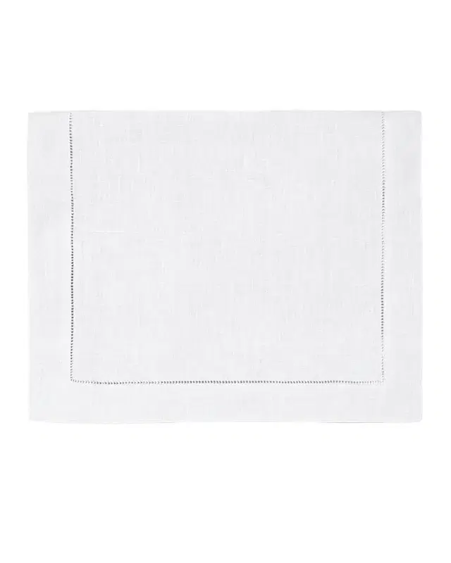 Sferra Festival Table Runner, 15" x 90"