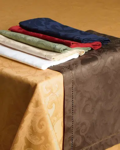 Sferra Acanthus Jacquard Tablecloth 70" X 90" | Thumbnail 1