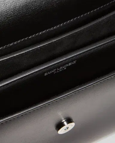 Saint Laurent Sunset Medium YSL Shoulder Bag in Smooth Leather | Thumbnail 3 Saint Laurent Sunset Medium YSL Shoulder Bag in Smooth Leather | Thumbnail 3