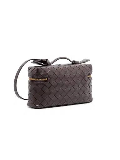 Bottega Veneta Women's Bang Bang Intrecciato Leather Crossbody Vanity Case Bag | Thumbnail 4 Bottega Veneta Women's Bang Bang Intrecciato Leather Crossbody Vanity Case Bag | Thumbnail 4