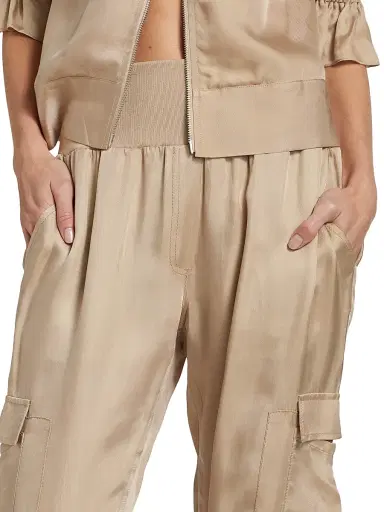 Cinq à Sept Women's Giles Twill Cargo Joggers - Khaki | Thumbnail 6
