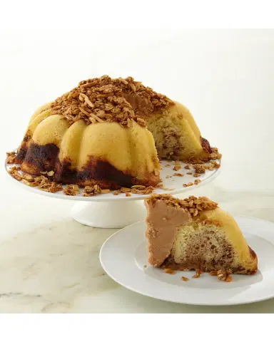 Janie 's Cakes Cinnamon Swirl Pound Cake | Thumbnail 2