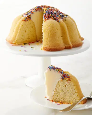 Janie 's Cakes Celebration Pound Cake | Thumbnail 1