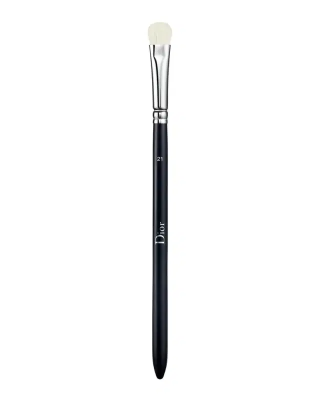 Dior Backstage Flat Eyeshadow Brush