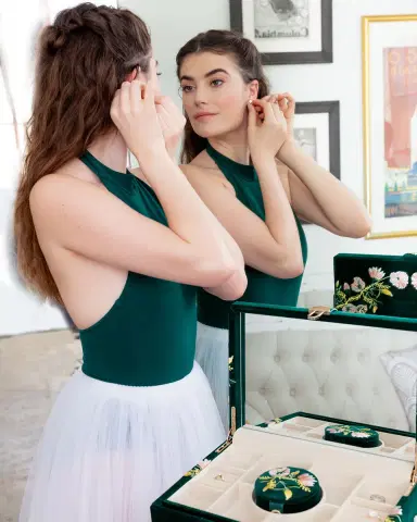 Wolf Zoe Medium Jewelry Box | Thumbnail 8 Wolf Zoe Medium Jewelry Box | Thumbnail 8